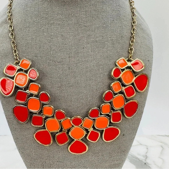 Cookie Lee Signed Necklace Coral and Red Goldtone Adjustable 16” 28” Sta… - Picture 9 of 9